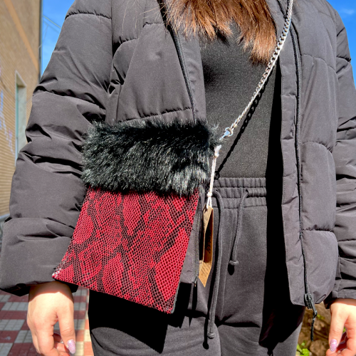 Pochette tracolla prova